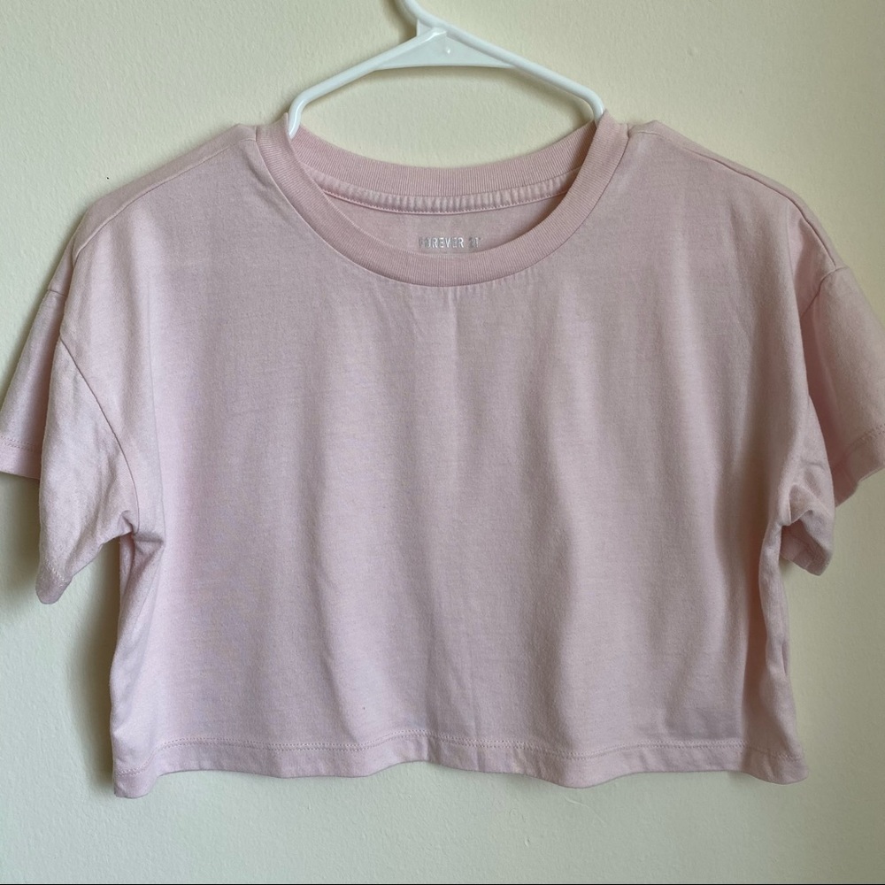 FOREVER21 | Pale Pink Cropped Tee